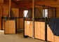 Kundengebundenes vorübergehende Bambusbrett-Innensicherheits-Stahlpferd klemmt die fabrikmäßig hergestellten Pferdeställe fest