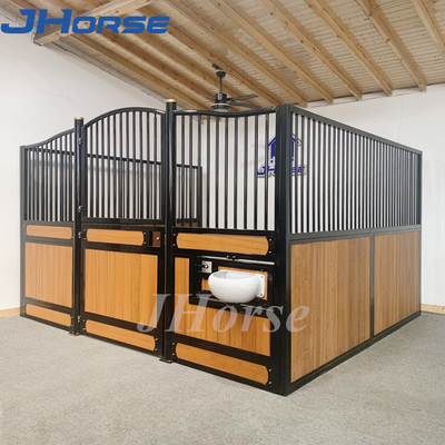 Feste Pferdestall-Paneeltür European Horse Box Fronts Horse With Feeder