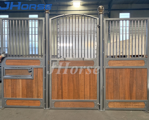 Europa Luxus Reitstall Pferdehalter mit Heinfütter