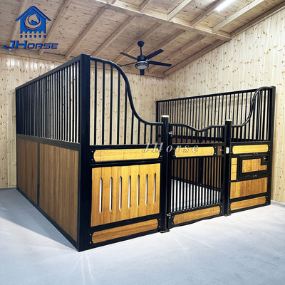 8ft X 8ft Pulver beschichtet Pferdestall Frontplatten mit PVC-Board