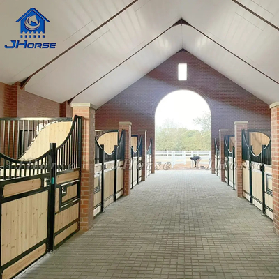 Einfach zu montieren Schwerlast-Belastung billig tragbare Holz-Reitfarm Pferd Stable Stall